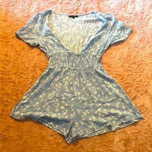 Women’s medium flower printed romper/dress